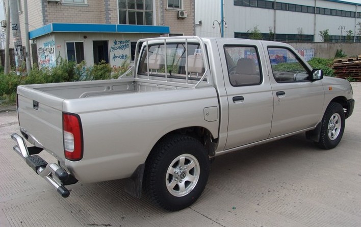 鄭州日產(chǎn) D22皮卡 國Ⅲ+OBD標(biāo)準(zhǔn)型4WD 2009款