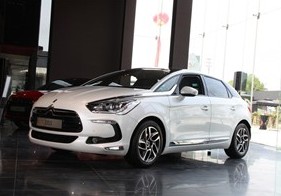 進(jìn)口DS DS5 1.6T 手自一體 雅致版 2012款