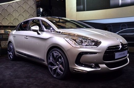 進(jìn)口DS DS5 1.6T 手自一體 尊享版 2012款