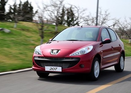 東風標致207兩廂 2013款 Cross1.6L 手動馭樂版