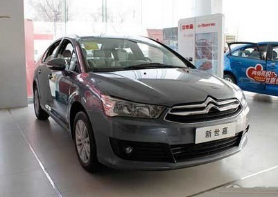 2013款新世嘉兩廂1.6L 手動(dòng)樂(lè)尚版